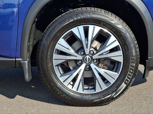 Certified 2023 Nissan Rogue SV w/ SV Premium B Package AWD/4WD image 9