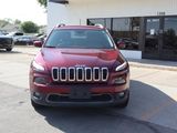 Used 2018 Jeep Cherokee Latitude Plus w/ Comfort/Convenience Group image 3
