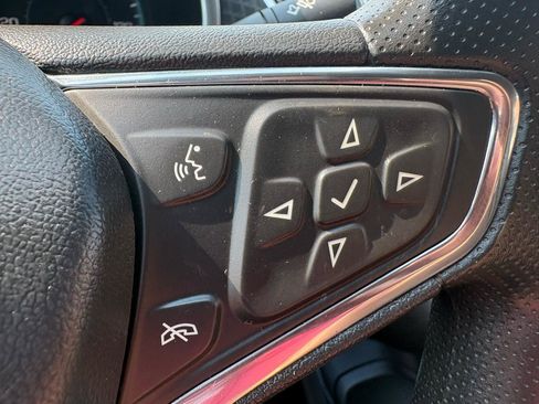 Used 2020 Chevrolet Malibu LT FWD image 11