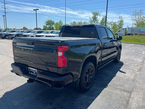 Used 2025 Chevrolet Silverado 1500 High Country w/ Midnight Edition AWD/4WD image 7