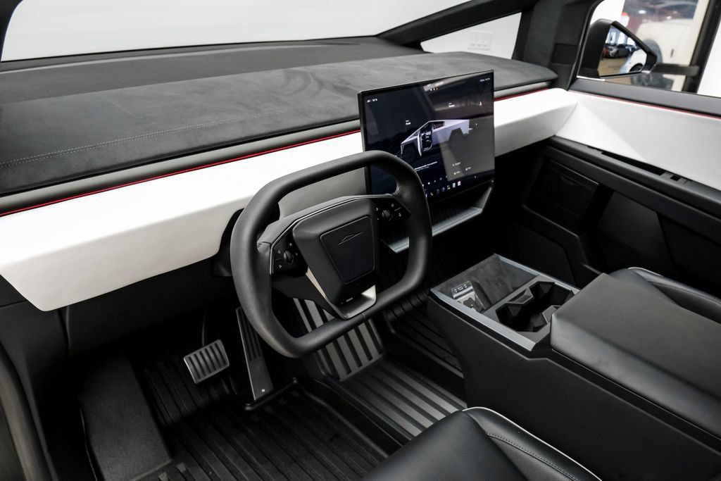 Used 2024 Tesla Cybertruck Cyberbeast AWD/4WD image 7