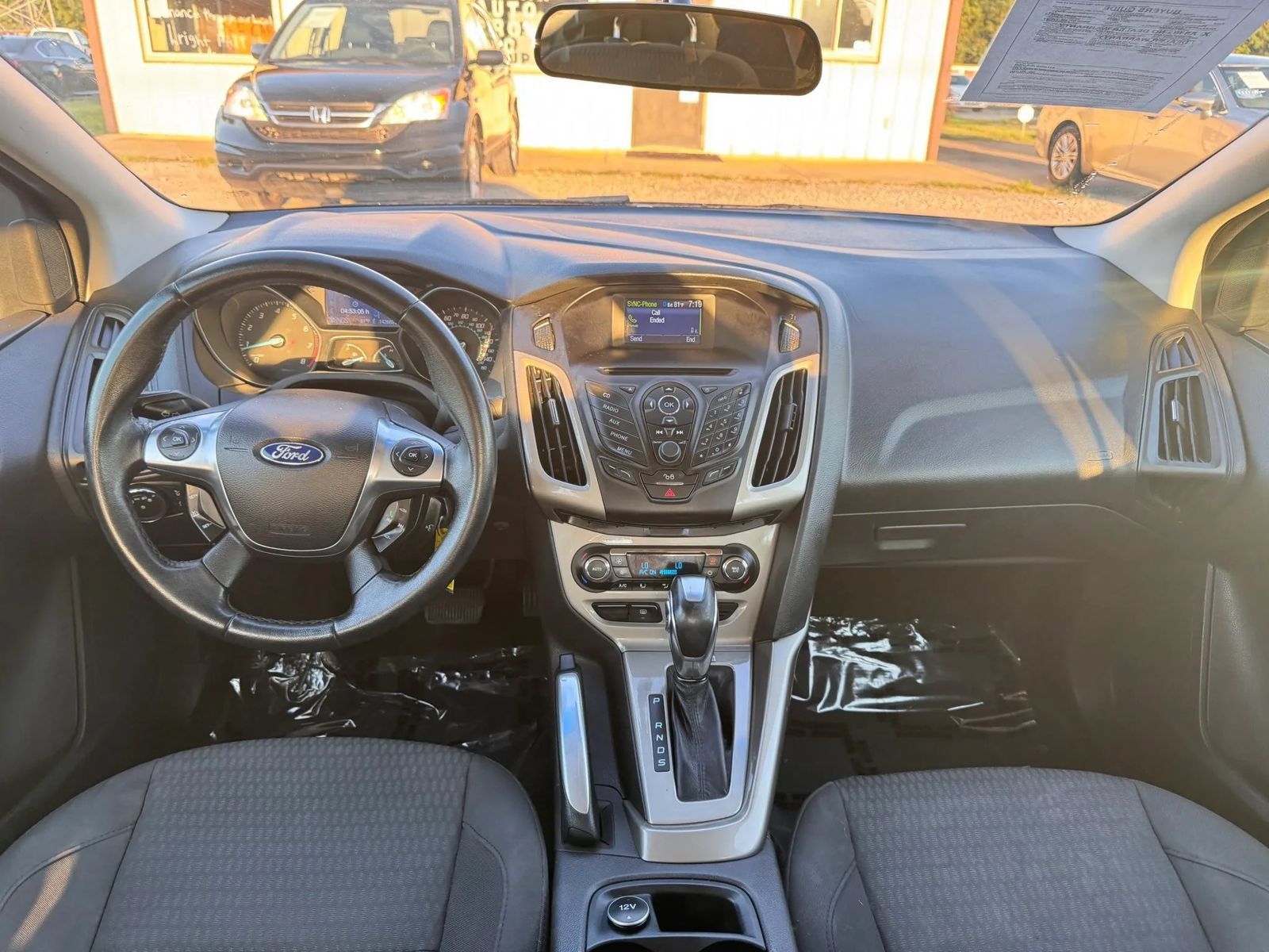 Used 2012 Ford Focus SEL FWD image 2