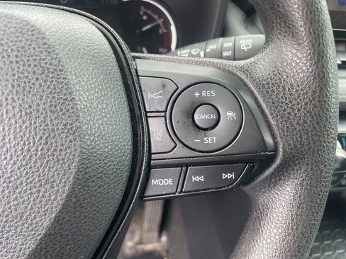 Used 2023 Toyota RAV4 XLE FWD image 17