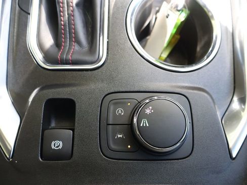 Certified 2023 Chevrolet Traverse RS w/ LPO, Floor Liner Package image 24