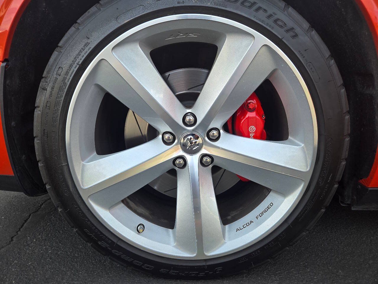 Used 2008 Dodge Challenger SRT8 RWD image 17