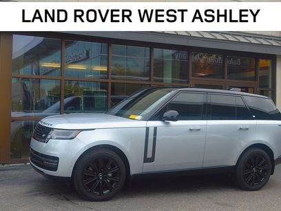 Used 2025 Land Rover Range Rover SE