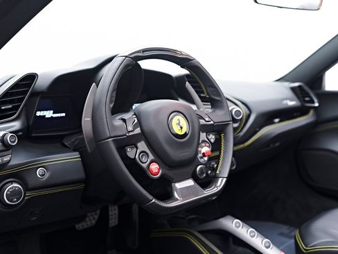 Used 2019 Ferrari 488 Spider RWD image 49