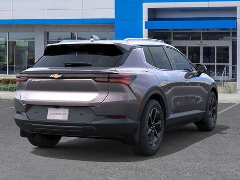 New 2026 Chevrolet Equinox EV LT image 4