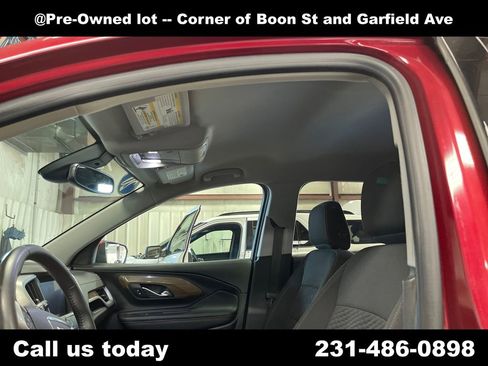Used 2020 GMC Terrain SLE w/ Driver Convenience Package AWD/4WD image 13