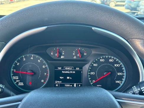 Used 2023 Chevrolet Malibu LT FWD image 17