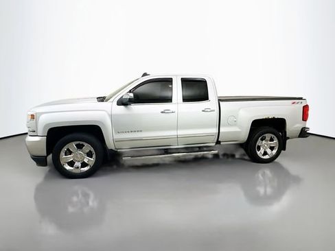 Used 2017 Chevrolet Silverado 1500 LTZ Z71 w/ LTZ Plus Package image 4