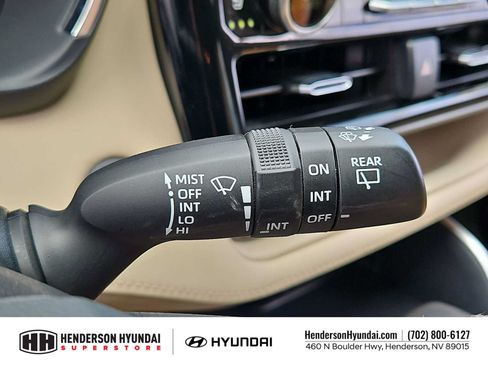Used 2021 Toyota Highlander Limited FWD image 26