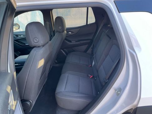 Used 2025 Chevrolet Equinox LT image 24