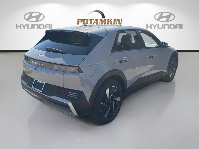 New 2027 Hyundai Ioniq 5 SE RWD image 5