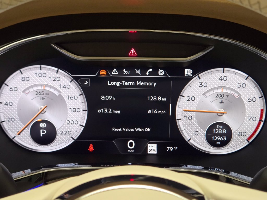 Used 2021 Bentley Continental GT AWD/4WD image 30