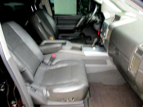 Used 2006 Nissan Armada LE w/ (U06) Technology Pkg (LE) AWD/4WD image 10