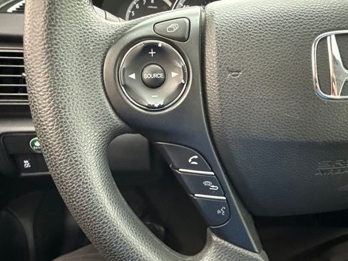Used 2014 Honda Accord EX image 11