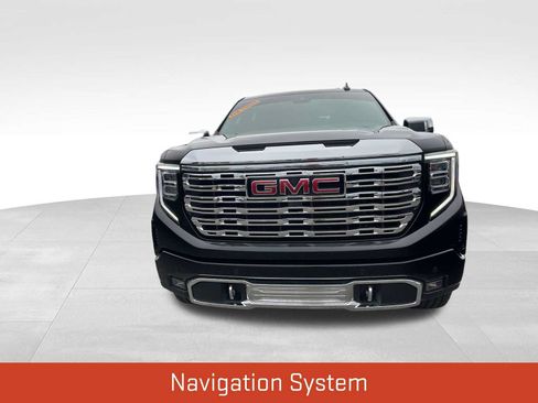Used 2025 GMC Sierra 1500 Denali w/ Denali Reserve Package AWD/4WD image 2