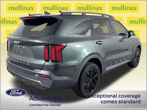 Used 2022 Kia Sorento S w/ Panoramic Sunroof Package AWD/4WD image 4
