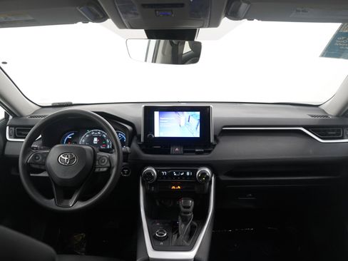 Used 2024 Toyota RAV4 XLE image 13