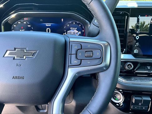 Used 2024 Chevrolet Silverado 2500 LTZ w/ LTZ Plus Package image 26