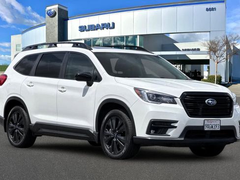Used 2022 Subaru Ascent Onyx Edition AWD/4WD image 5