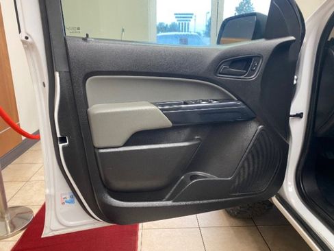Used 2016 Chevrolet Colorado W/T w/ WT Convenience Package image 12
