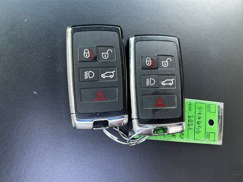 Used 2021 Land Rover Defender 110 X AWD/4WD image 38