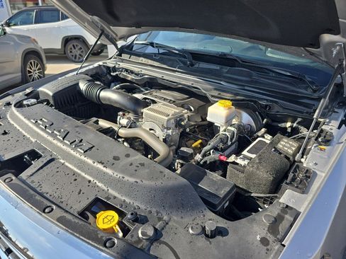 Used 2024 RAM 1500 Laramie image 38