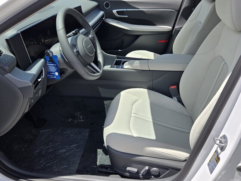New 2026 Hyundai Sonata SEL FWD image 5