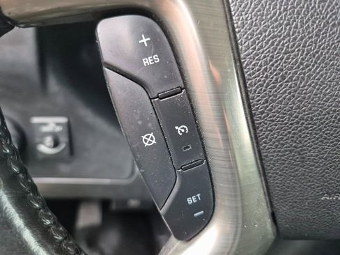 Used 2015 Chevrolet Express 2500 image 20