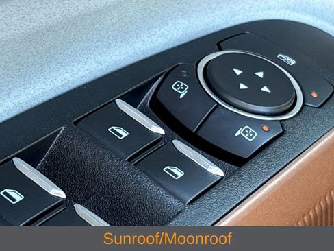 Used 2022 Ford Maverick Lariat w/ Lariat Luxury Package FWD image 6