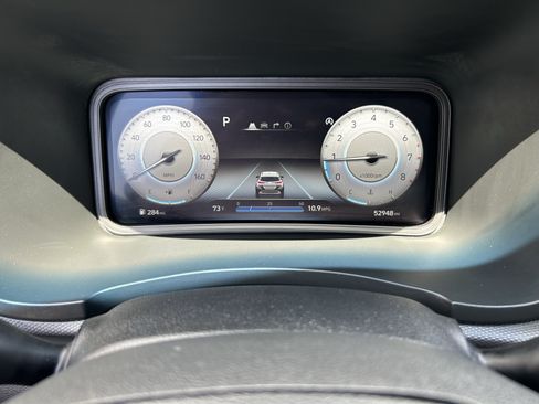 Used 2023 Hyundai Kona Limited FWD image 25
