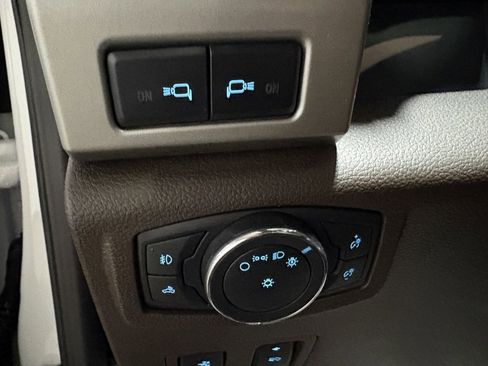Used 2022 Ford F350 King Ranch w/ Chrome Package image 27