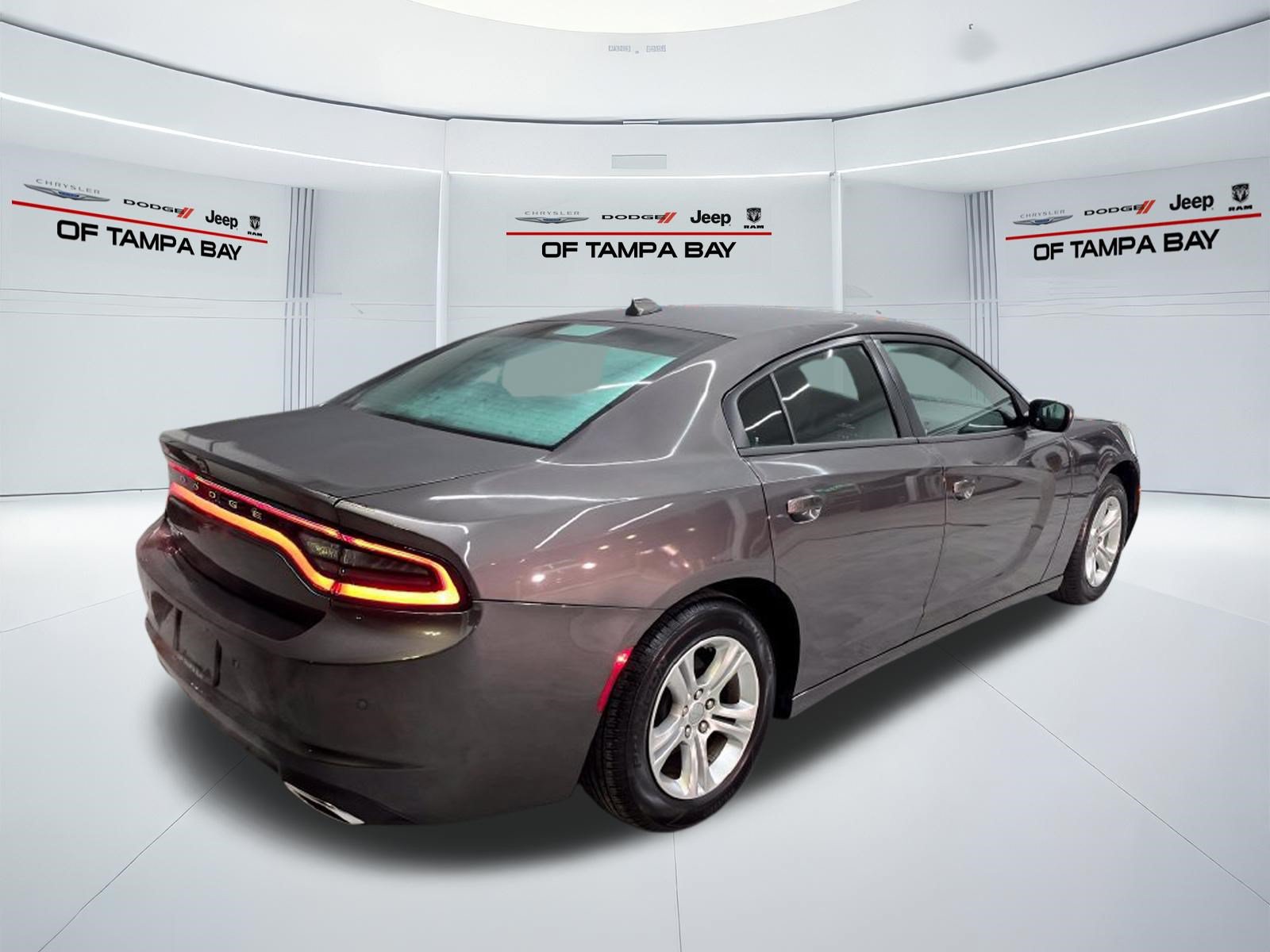 Used 2023 Dodge Charger SXT RWD image 6