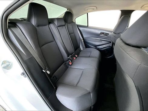 Used 2026 Toyota Corolla LE FWD image 34