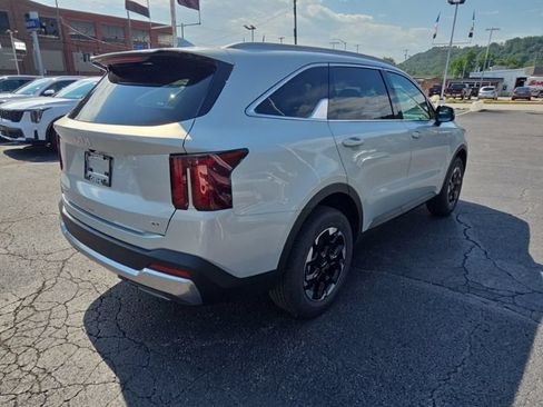 New 2026 Kia Sorento S AWD/4WD image 7