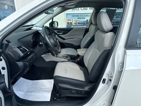 Certified 2024 Subaru Forester Premium AWD/4WD image 8