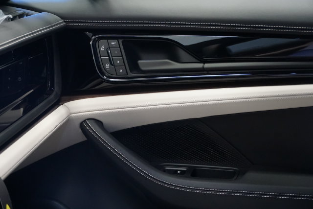 New 2026 Porsche Panamera 4 AWD/4WD image 22
