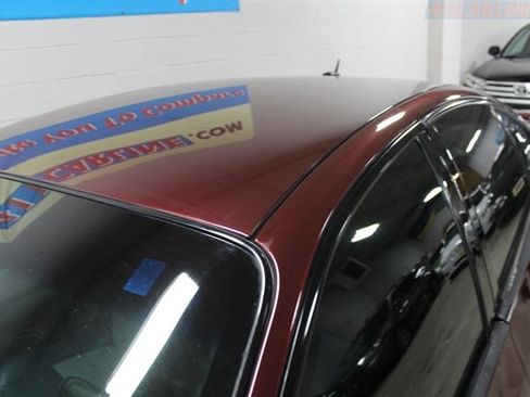 Used 2005 Pontiac Bonneville GXP image 7