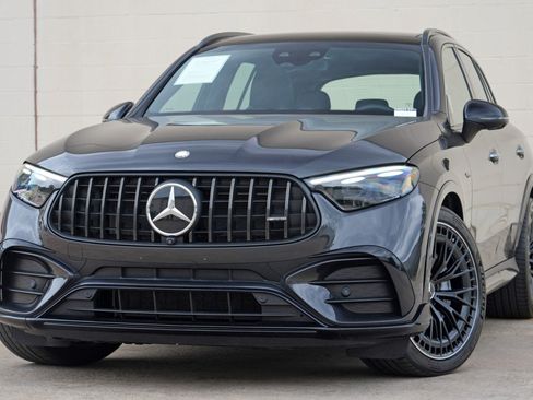 Used 2024 Mercedes-Benz GLC 43 AMG 4MATIC image 3