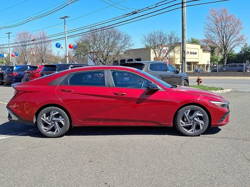 Used 2025 Hyundai Elantra Sport w/ Cargo Package image 8