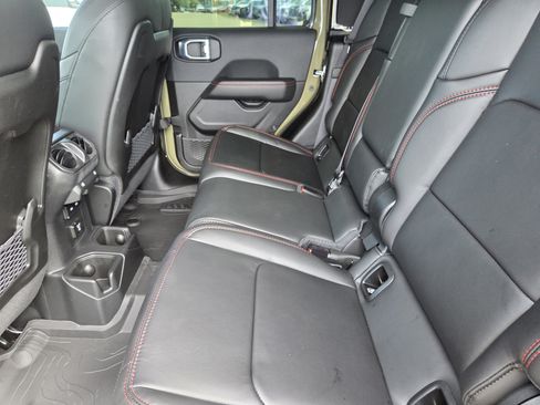 New 2026 Jeep Gladiator Rubicon w/ Safety Group AWD/4WD image 22