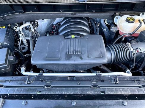 Used 2023 Chevrolet Silverado 1500 RST w/ Redline Edition AWD/4WD image 36