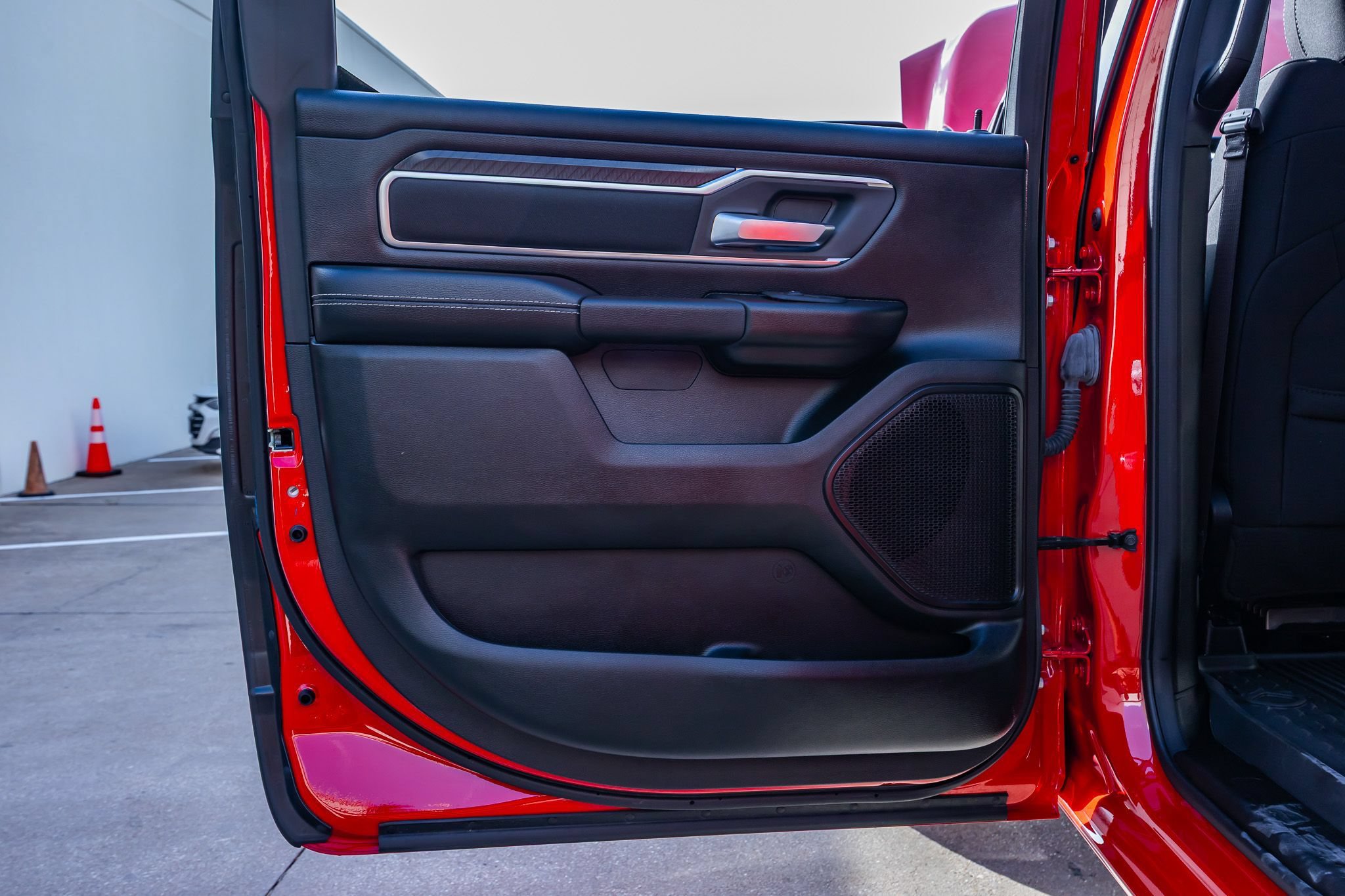 Used 2025 RAM 1500 Big Horn AWD/4WD image 43