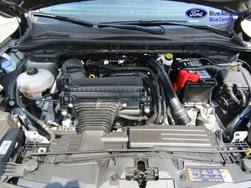 Certified 2025 Ford Escape Platinum AWD/4WD image 38