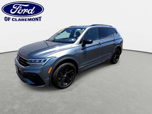 Used 2024 Volkswagen Tiguan SE R-Line AWD/4WD image 4