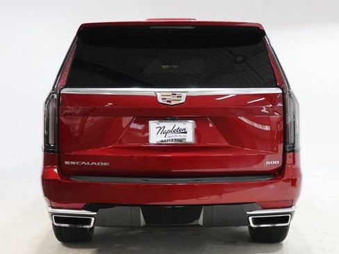 Used 2024 Cadillac Escalade Premium Luxury Platinum AWD/4WD image 7