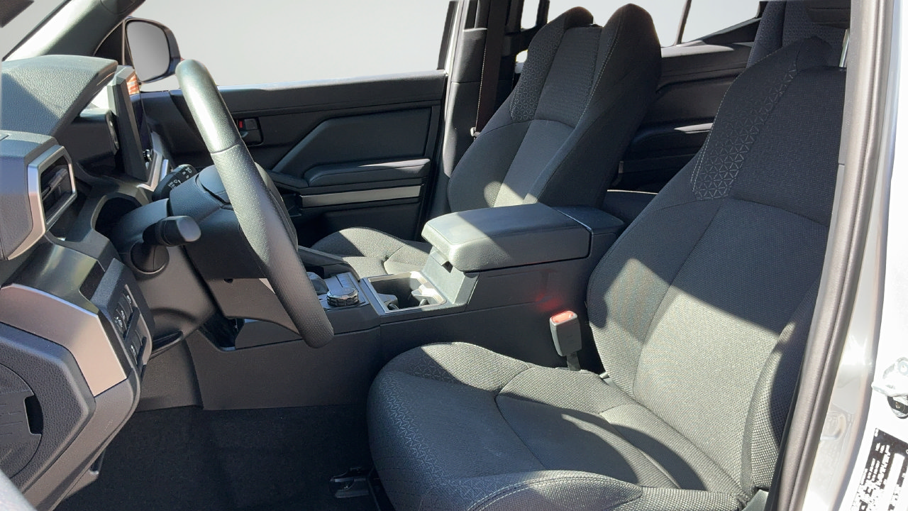 Used 2026 Toyota 4Runner SR5 RWD image 17