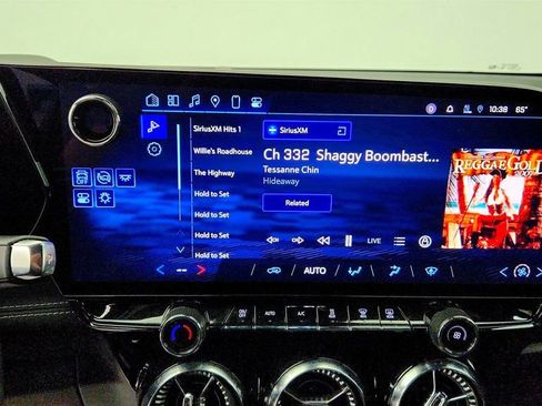 Used 2025 Chevrolet Blazer EV LT w/ Midnight/Sport Edition FWD image 16